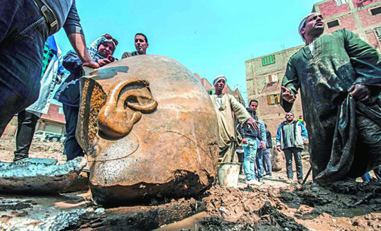Patung Firaun Berusia 3000 Tahun Ditemukan